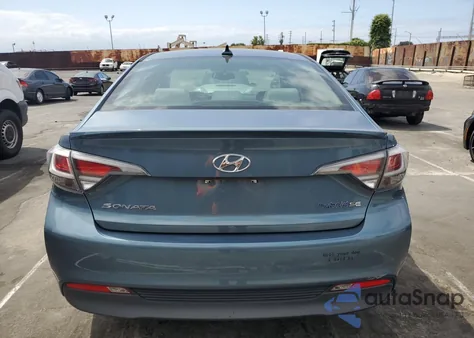2016 Hyundai Sonata Hybrid from USA, damaged, VIN KMHE24L10GA035696